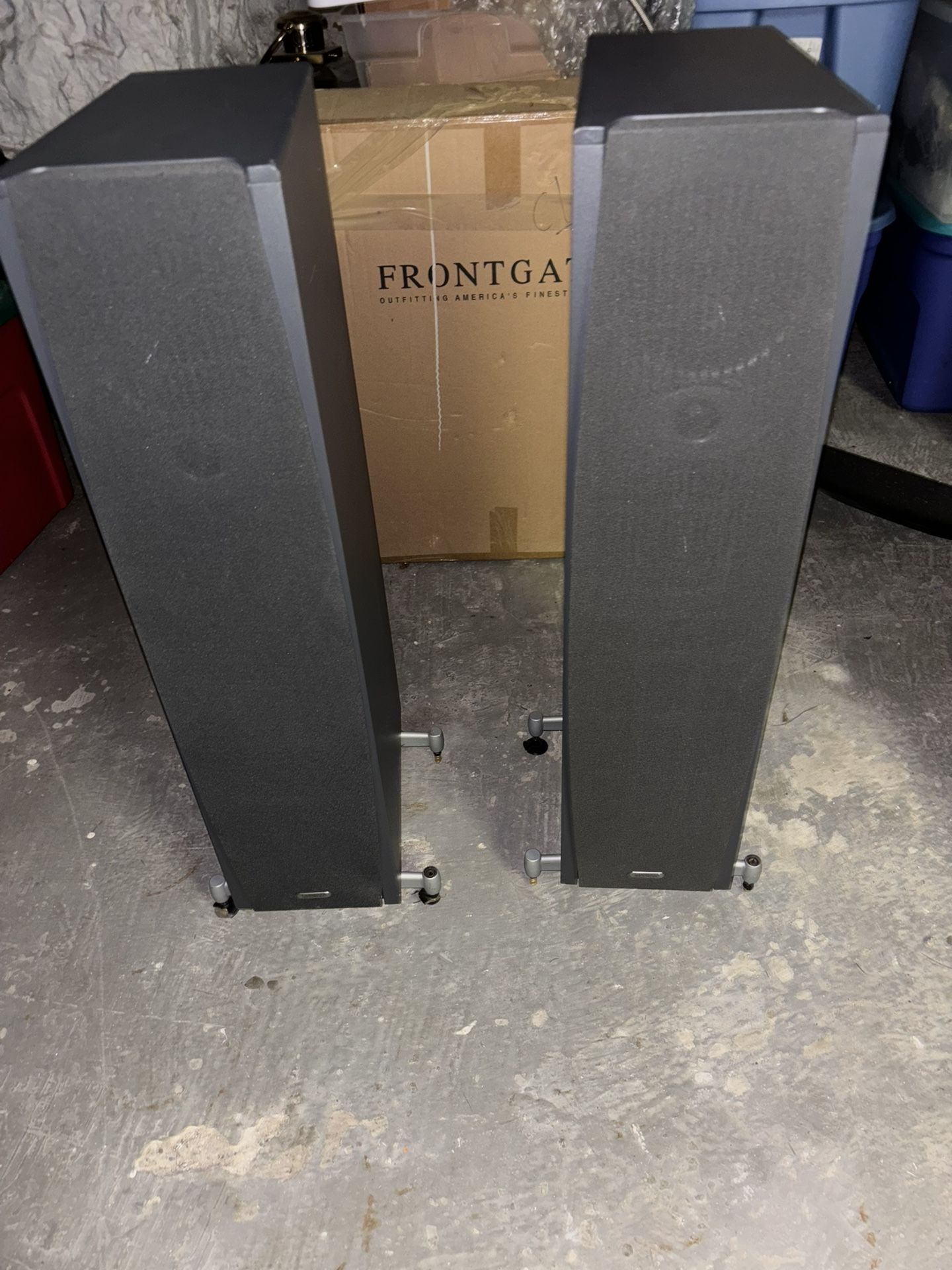 CAMBRIDGE SOUNDWORKS T100 FLOORSTANDING SPEAKERS