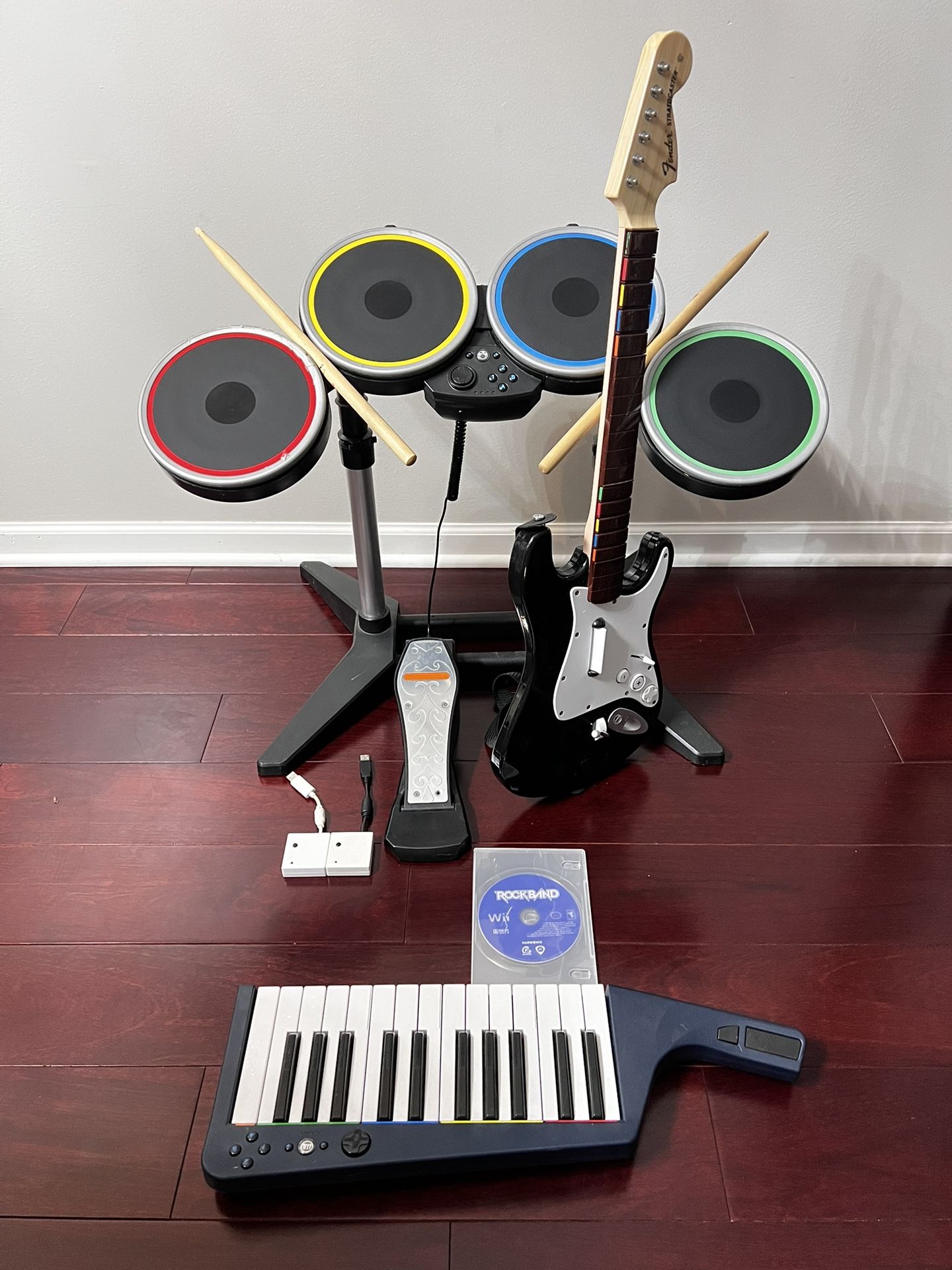 Rock Band for Nintendo Wii TESTED drums, guitar and etc.