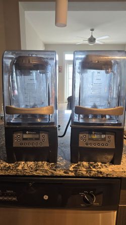 💥 Commercial Vitamix "The Quiet One" Blender – Perfect for Business Owners