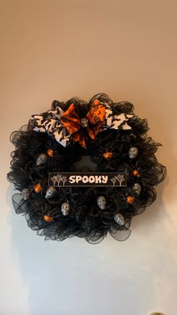 Black spooky wreath