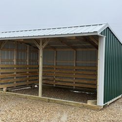 10x16 Run-in Shed Horse Barn FOR SALE