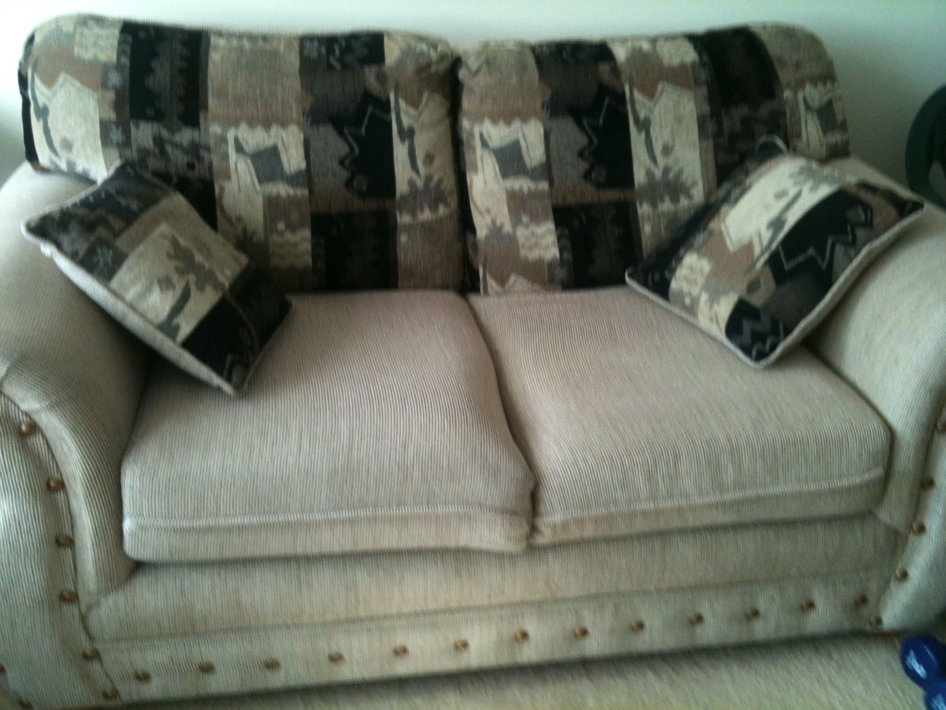 Love seat