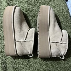Ugg Classic Ultra Mini Platform Sand 