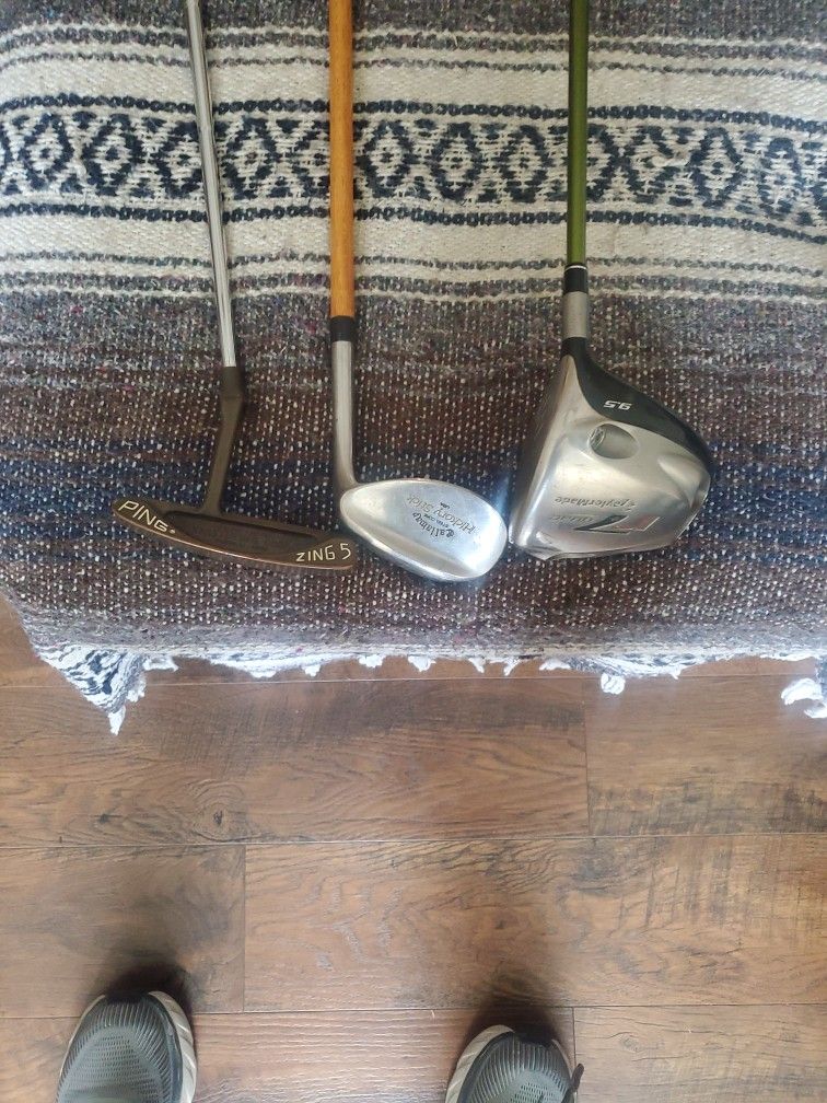 golf clubs
