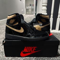 Aj 1 Metallic Gold