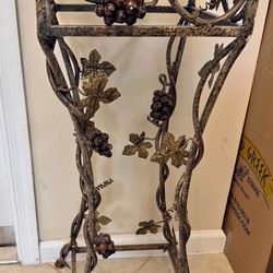 FABULOUS ANTIQUE PEDESTAL TABLE. Heavy Wrought Iron. Grapes & Ivy Flowers 4 Statue, Lamp, Flower Vase, Plant! Baer’s Carl’s Maitland Smith Un Signed.