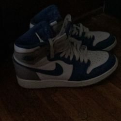 JORDAN SNEAKERS