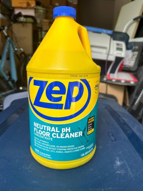 Zep, Concentrated Neutral Floor Cleaner Concentrate, Unscented, 1 Gal