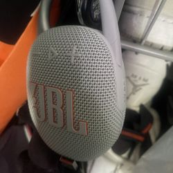 JBL Clip 5 