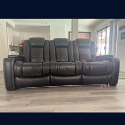 Leather Couches 