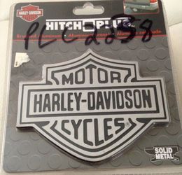 New Harley Davidson hitch plug