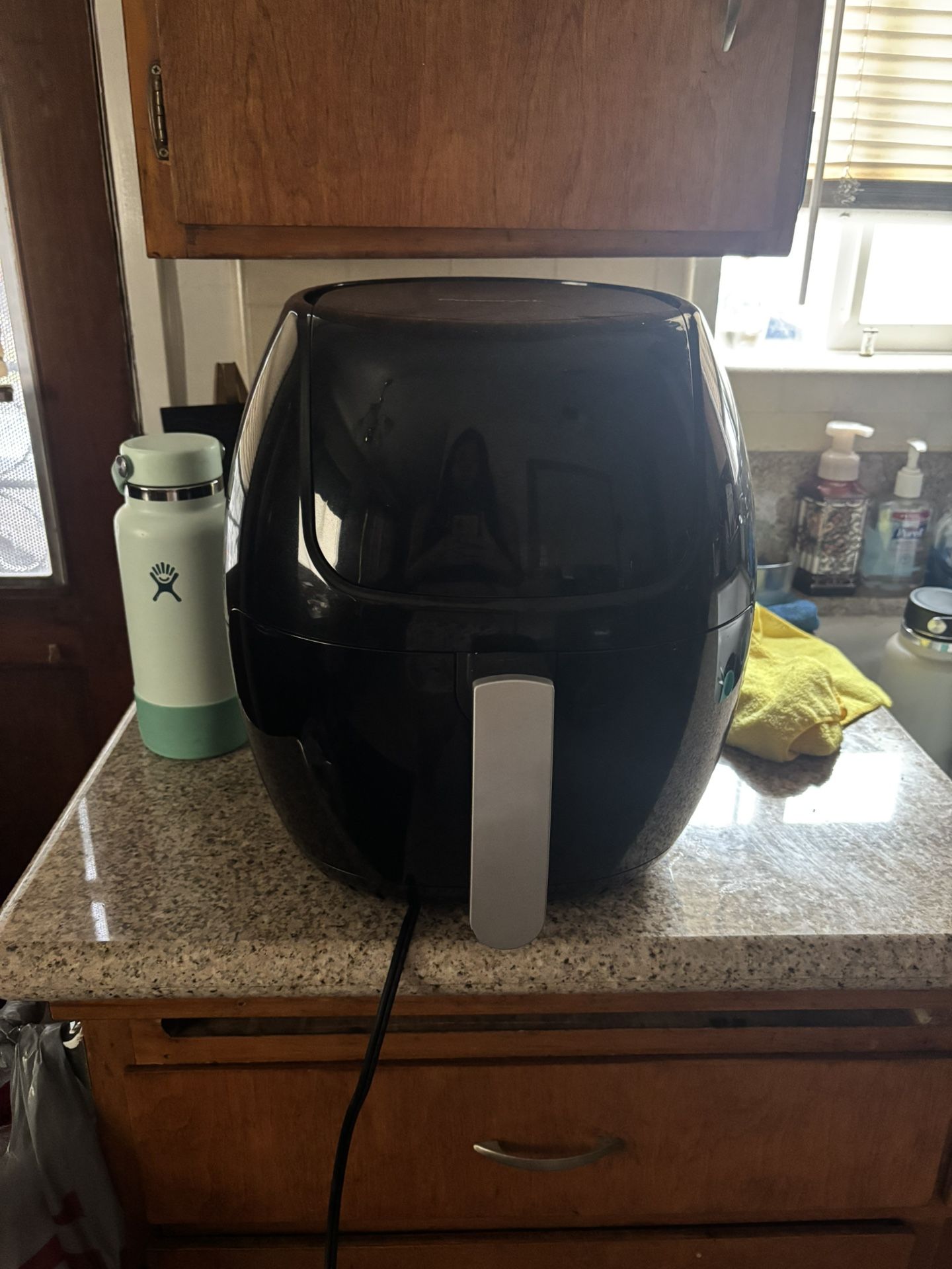 AIR FRYER