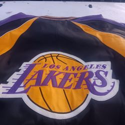 Super Rare 1990s Vintage Lakers leather Jacket. SUPER COLLECTABLE.