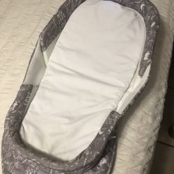 Baby Snuggle Nest 