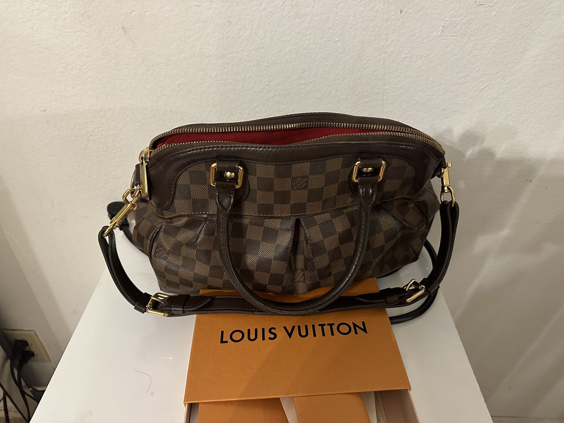 Pre Owned Louis Vuitton Bag Boite Chapeau Soupel PM for Sale in Burbank, CA  - OfferUp