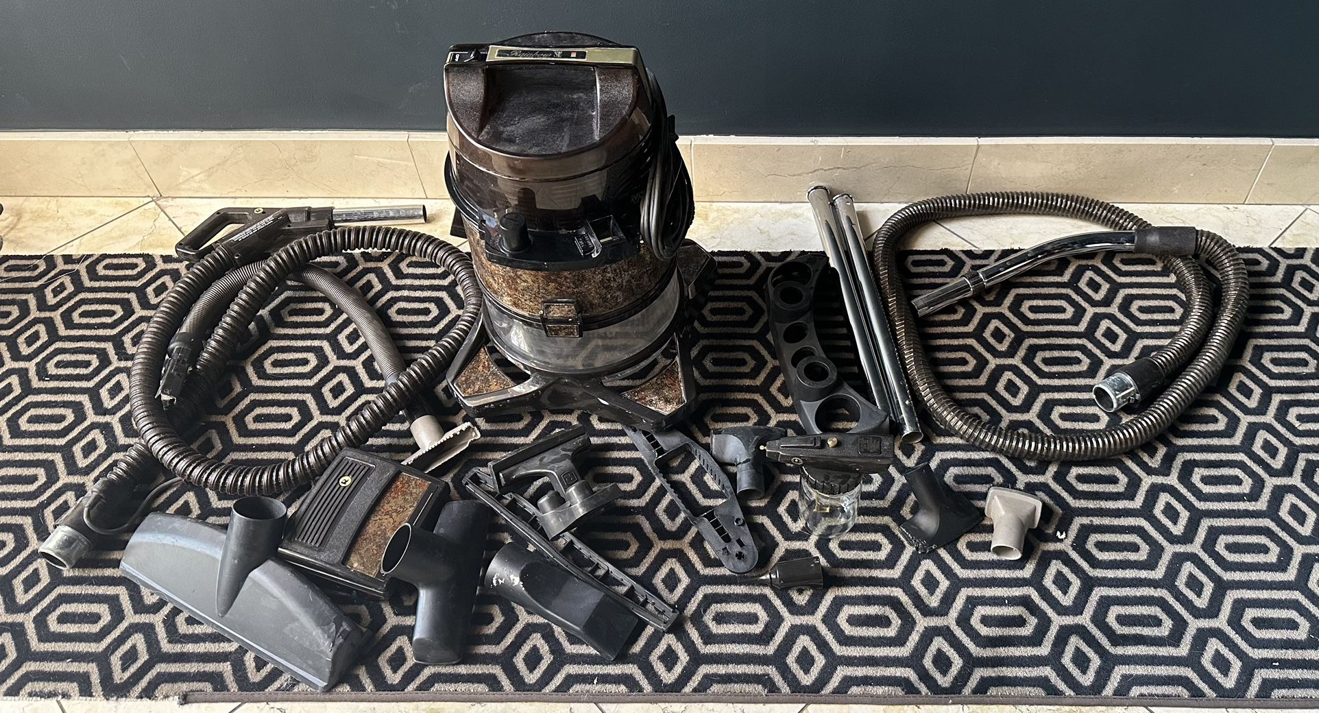 Rainbow Vacuum D4C SE Canister Vac Cleaner Set Power Head & Attachments WORKS vintage