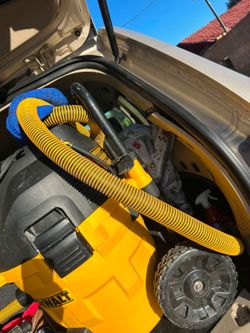 Dewalt vacuum