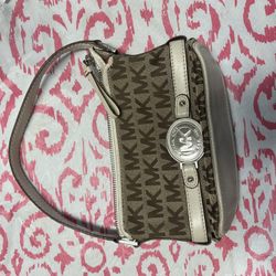 Micheal Kors bag