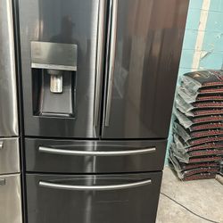 Black Stainless 4 Door French Door Refrigerator 
