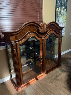 Real oak china cabinet (Ashley’s)