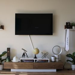 Entertainment Center With Matching Shelf’s