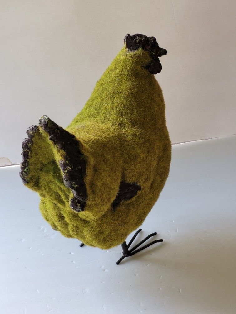 Moss Topiary Chicken Home, Porch, Yard Decor