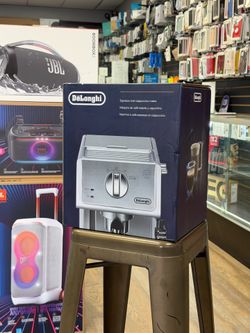 Delonghi espresso and cappuccino machine