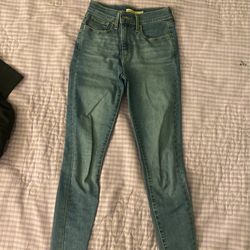 Levi Jeans Size 25