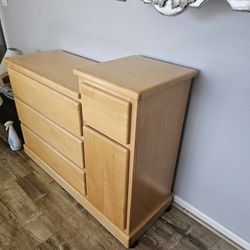 Beautiful Maple Wood Changing Table 