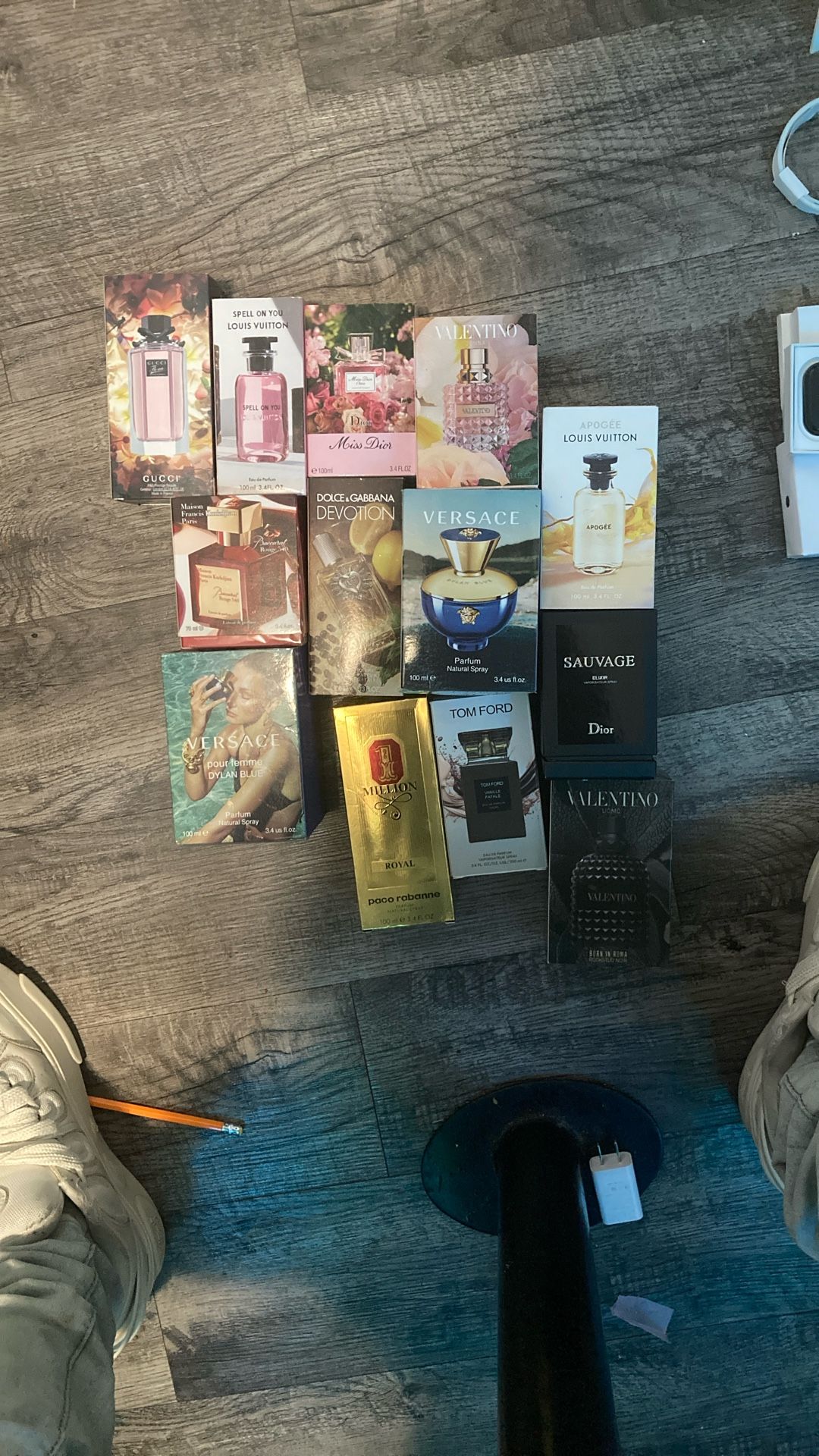 Luxury Men’s And Women’s Fragrances