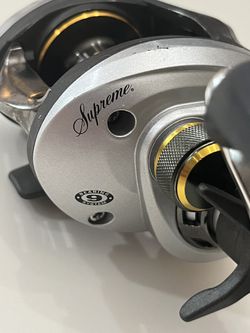 Pflueger Supreme right hand baitcaster fishing reel for Sale in Arcadia, TX  - OfferUp