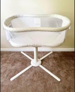 Halo bassinet