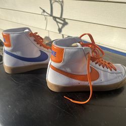 Custom S.U. Old School Nikes