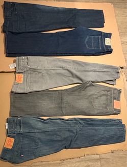 4 Pairs of Jeans Tommy/UK/527 & 514 Levis Jeans  in a Great Shape