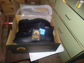 New steel toes boots
