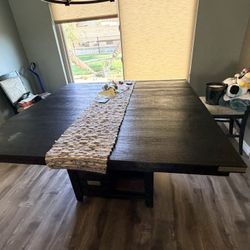 Dining Table Set W/ Cushioned Chairs 