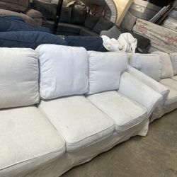 SOFA AND LOVESEAT 