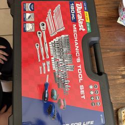 Duralast 180 Pc Tool Set 