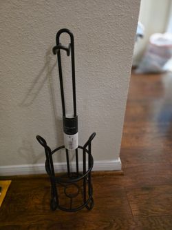 Toilet paper holder
