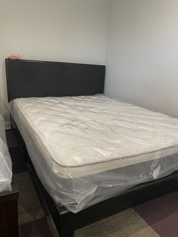 New Queen Platform Bed Frame (No Mattress) for Sale in ...