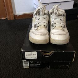 Boy Jordan’s Size 11c