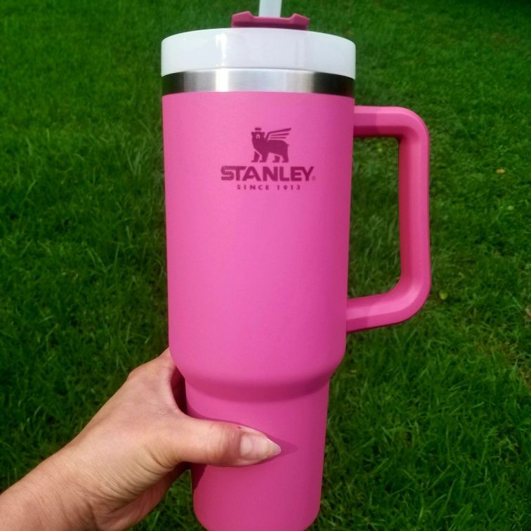 40oz Stanley for Sale in Katy, TX - OfferUp