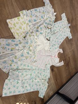 Baby Onesie Lot – Vintage Print carters gerber vintage bundle