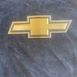Front Grill Emblem Chevy Silverado Truck Original Gm 