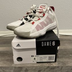 Dame 6 Size 4