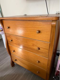 Free dresser