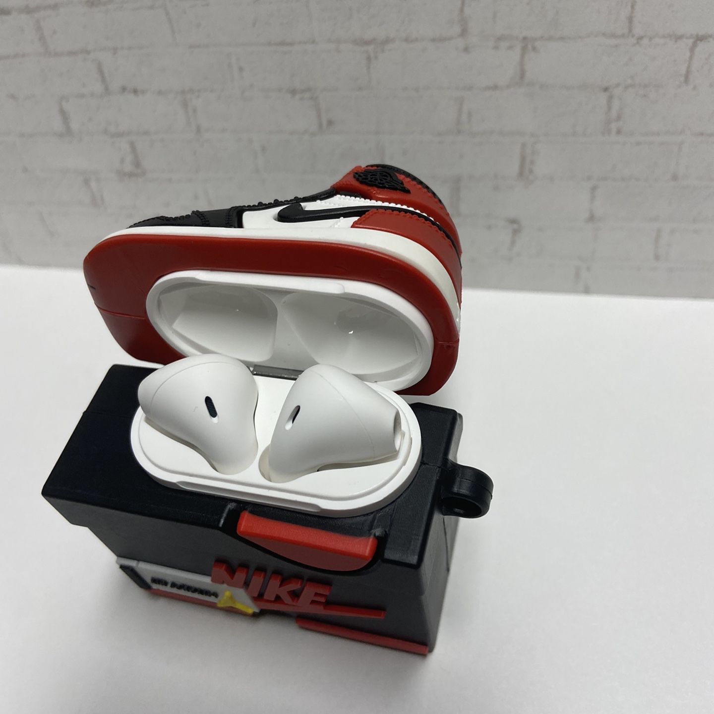 Louis Vuitton Supreme Air Pod Pro Hard Case - RED for Sale in Nesconset, NY  - OfferUp