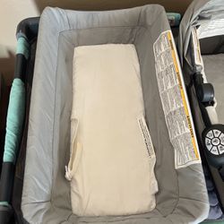 Changing Table And Bassinet 