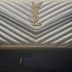 Beautiful Party Clutch Or Long Chain Strap 