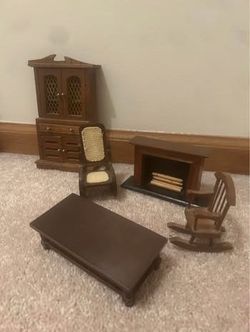 Lot of ~64+ Doll House Items. Antique 12:1 scale furnishings, dolls,etc